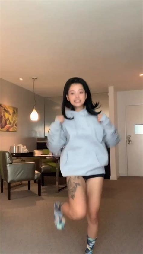 NSFW TikTok 18+ Dance Sex (Bella Poarch .